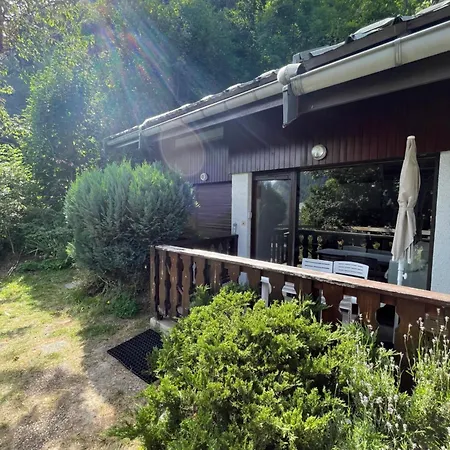 T4 Champagny, Terrasse Au Calme Apartment