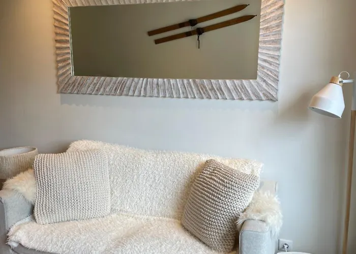 T4 Champagny, Terrasse Au Calme