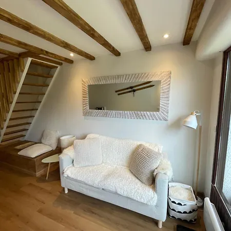 Apartment T4 Champagny, Terrasse Au Calme