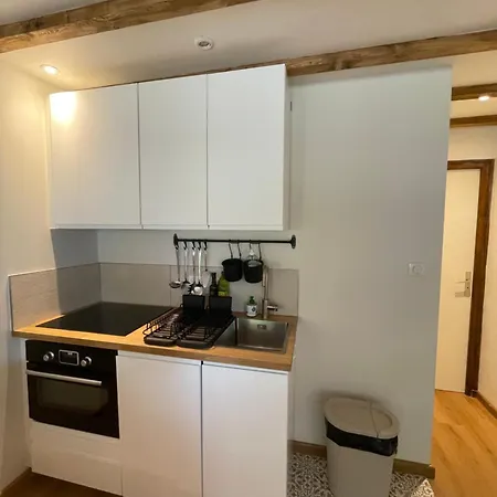 T4 Champagny, Terrasse Au Calme Apartman