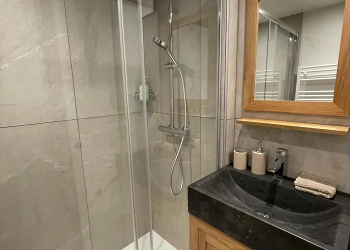 T4 Champagny, Terrasse Au Calme *